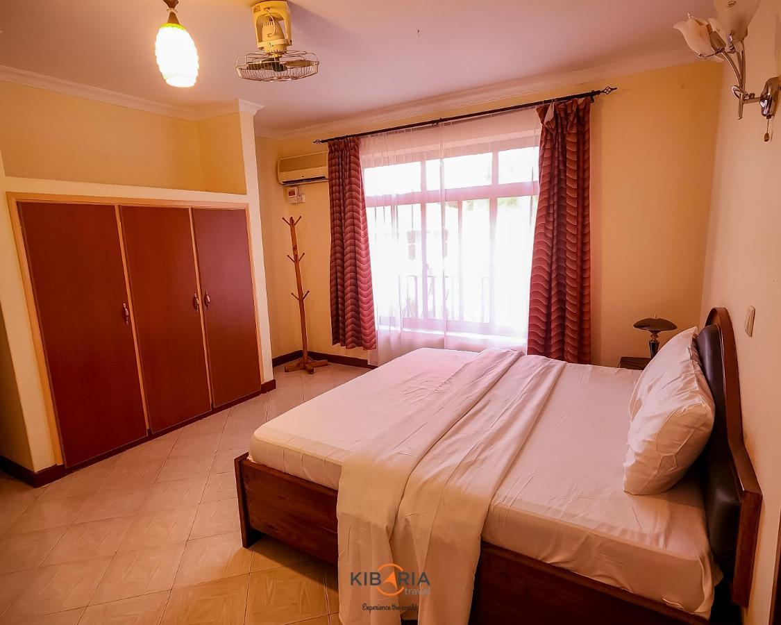 Kilimanjaro Crane Hotel Moshi Buitenkant foto